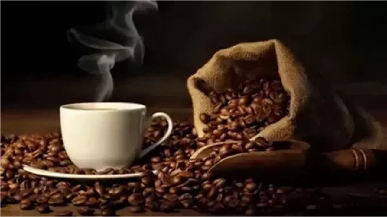 تحذيرات من استشارية تغذية حول المخاطر الصحية للقهوة المغشوشة