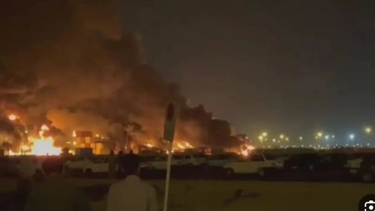 مقتل 10 عسكريين في قصف أمريكي على بمبور وفقًا لوسائل إعلام إيرانية