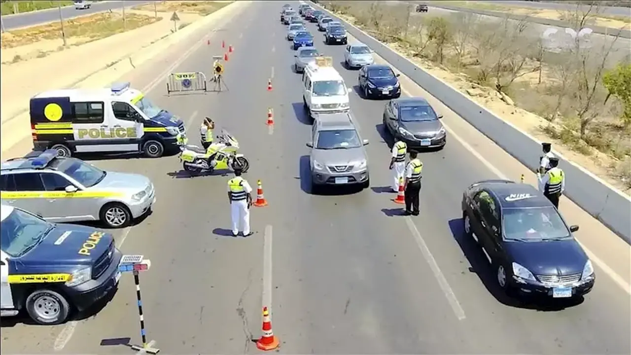 ضبط 107369 مخالفة مرورية وكشف 40 حالة تعاطي مخدرات في يوم واحد