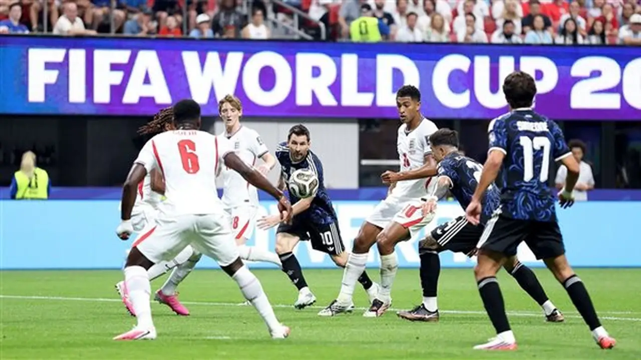 الأرجنتين وإنجلترا يتعادلان سلبياً في نصف نهائي كأس العالم 2026