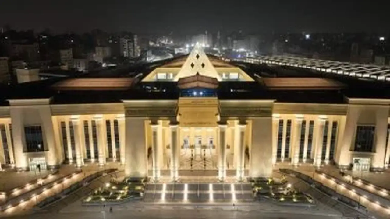 الهيئة القومية لسكك حديد مصر تُعدل مواعيد حجز التذاكر إلكترونيًا إلى 12 ساعة قبل السفر