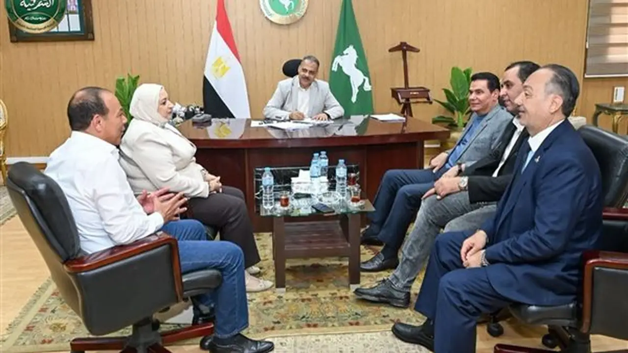 محافظ الشرقية يلتقي نواب البرلمان لمناقشة شكاوى المواطنين واحتياجاتهم