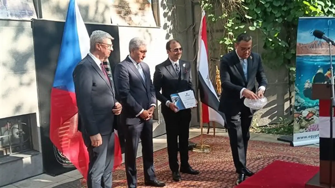 وزير السياحة يشارك في احتفال السفارة المصرية ببراغ بمناسبة العيد الوطني لمصر