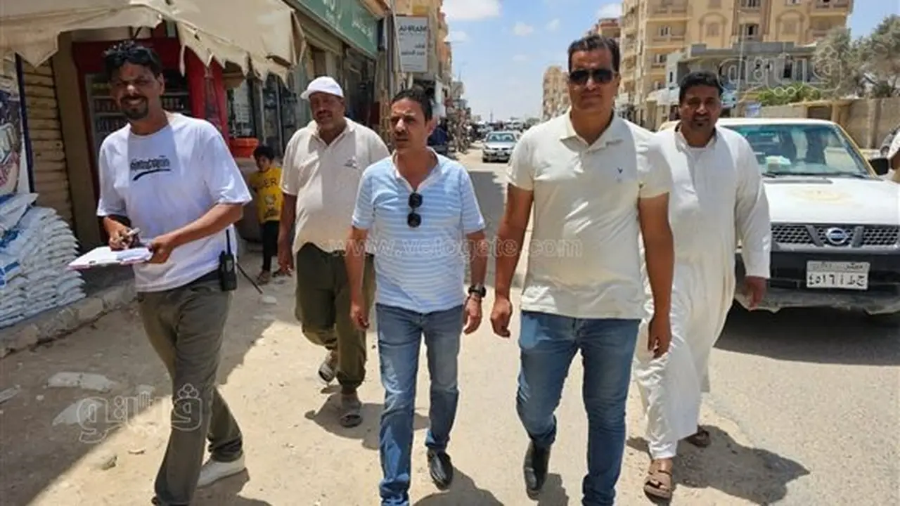 حملة موسعة لرفع الإشغالات وتفتيش الأسواق في الضبعة بمطروح