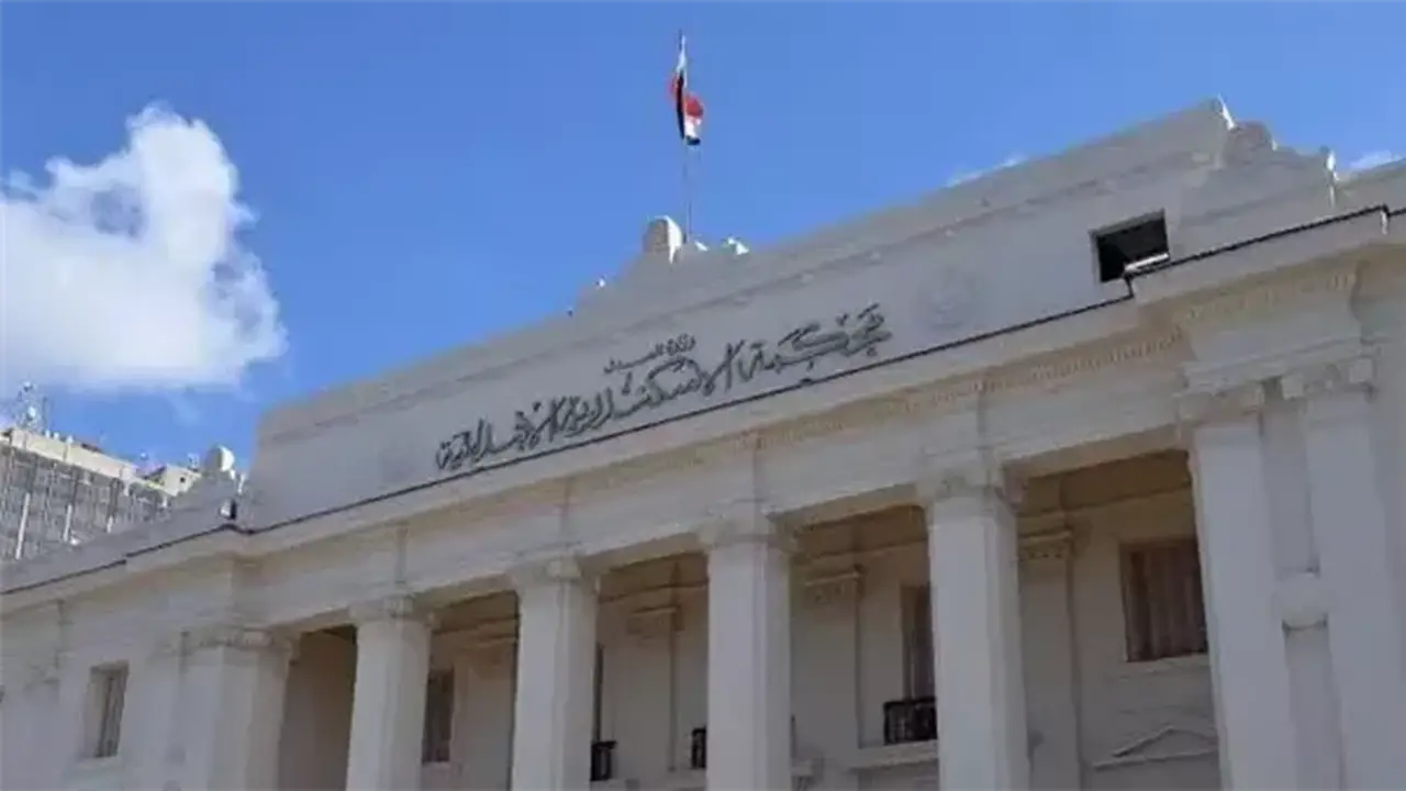 محكمة جنايات الإسكندرية تصدر حكمًا بالمؤبد على عاطل لقتله شخصًا بسبب رفض إقراضه 500 جنيه