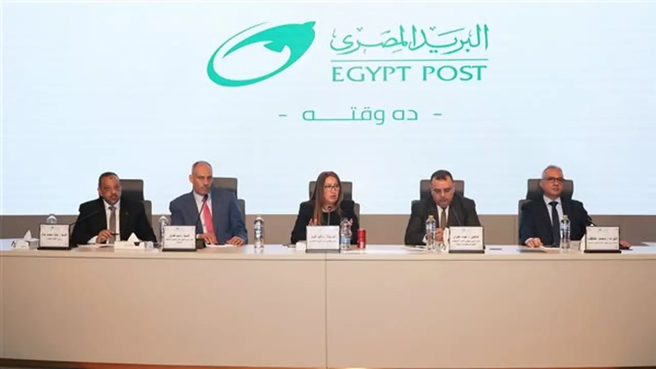 رئيس البريد: الحوار المباشر مع العاملين سبيل تطوير الأداء وتحقيق العدالة