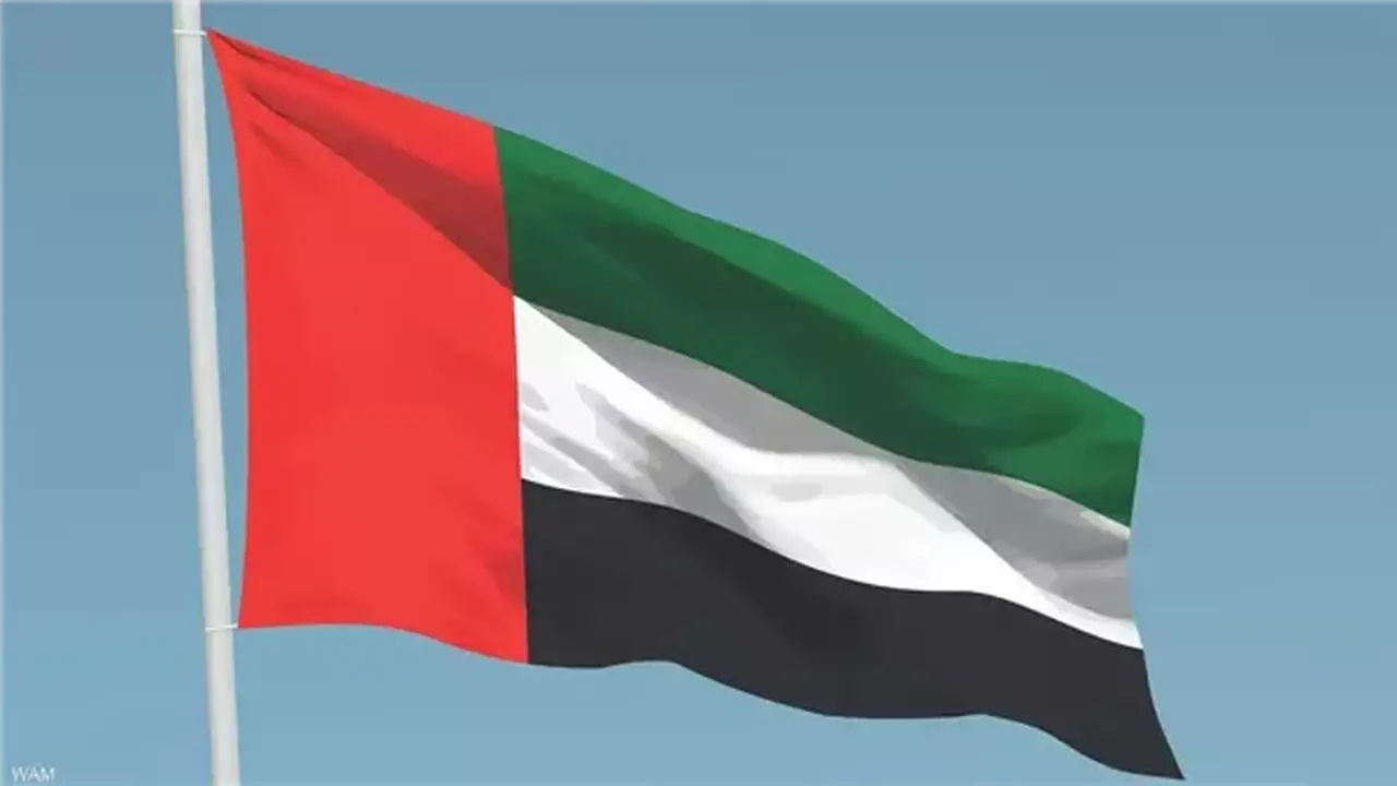 الإمارات توضح حقيقة الانفجارات في وسط دبي