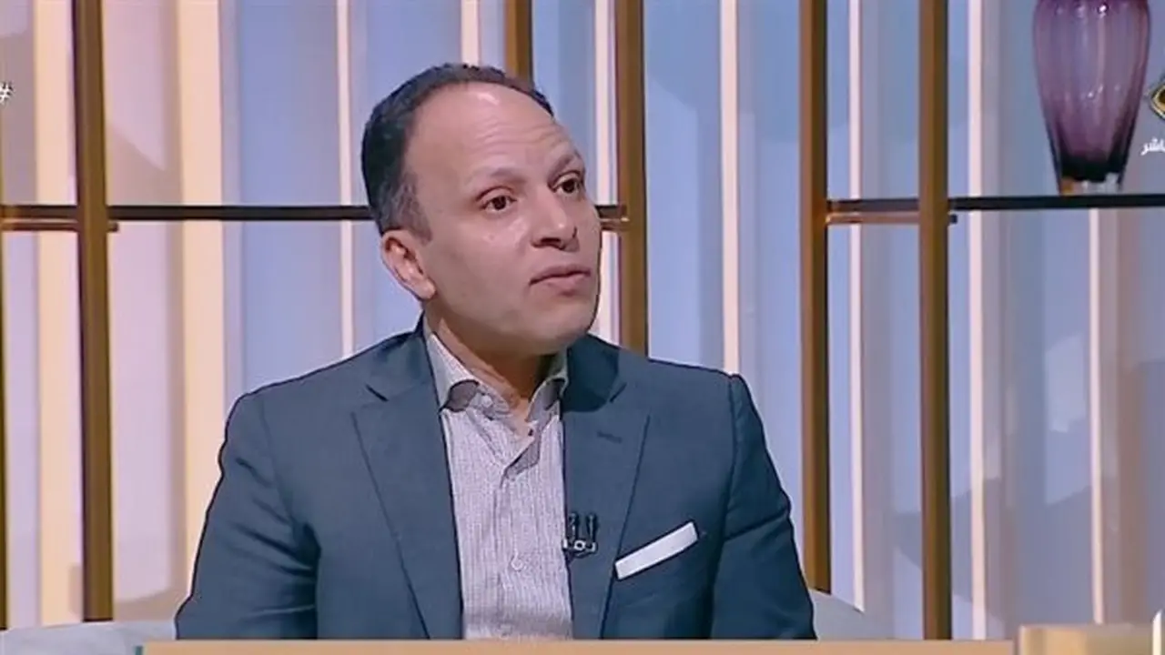 استشاري تغذية: الاعتماد على الرغبة الشخصية في شرب الماء قد يكون خطرًا على الصحة