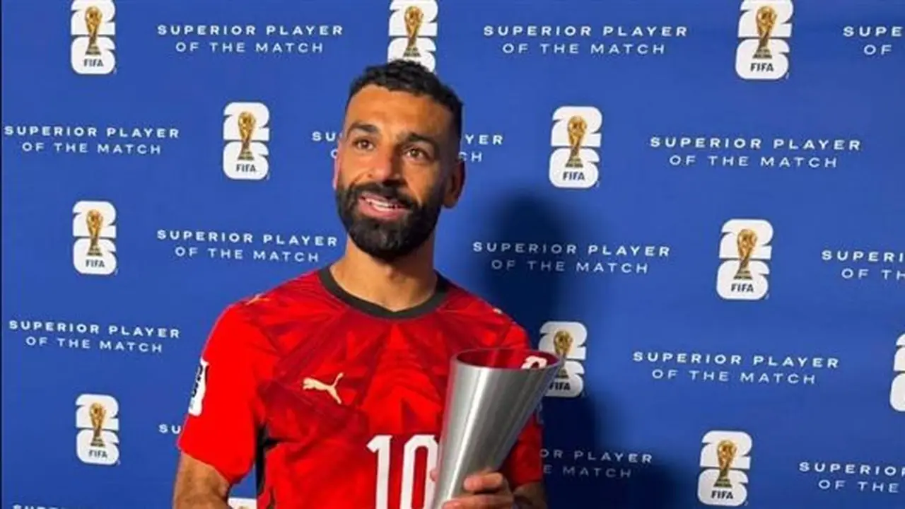 محمد صلاح يدرس خياراته بين العروض السعودية وبشكتاش التركي