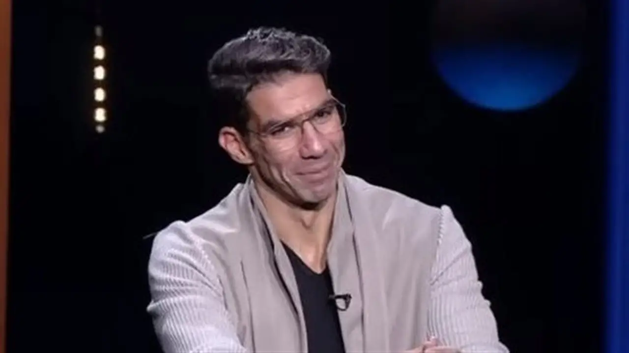 شريف إكرامي يعلن اعتزاله كرة القدم بعد 30 عامًا من التألق