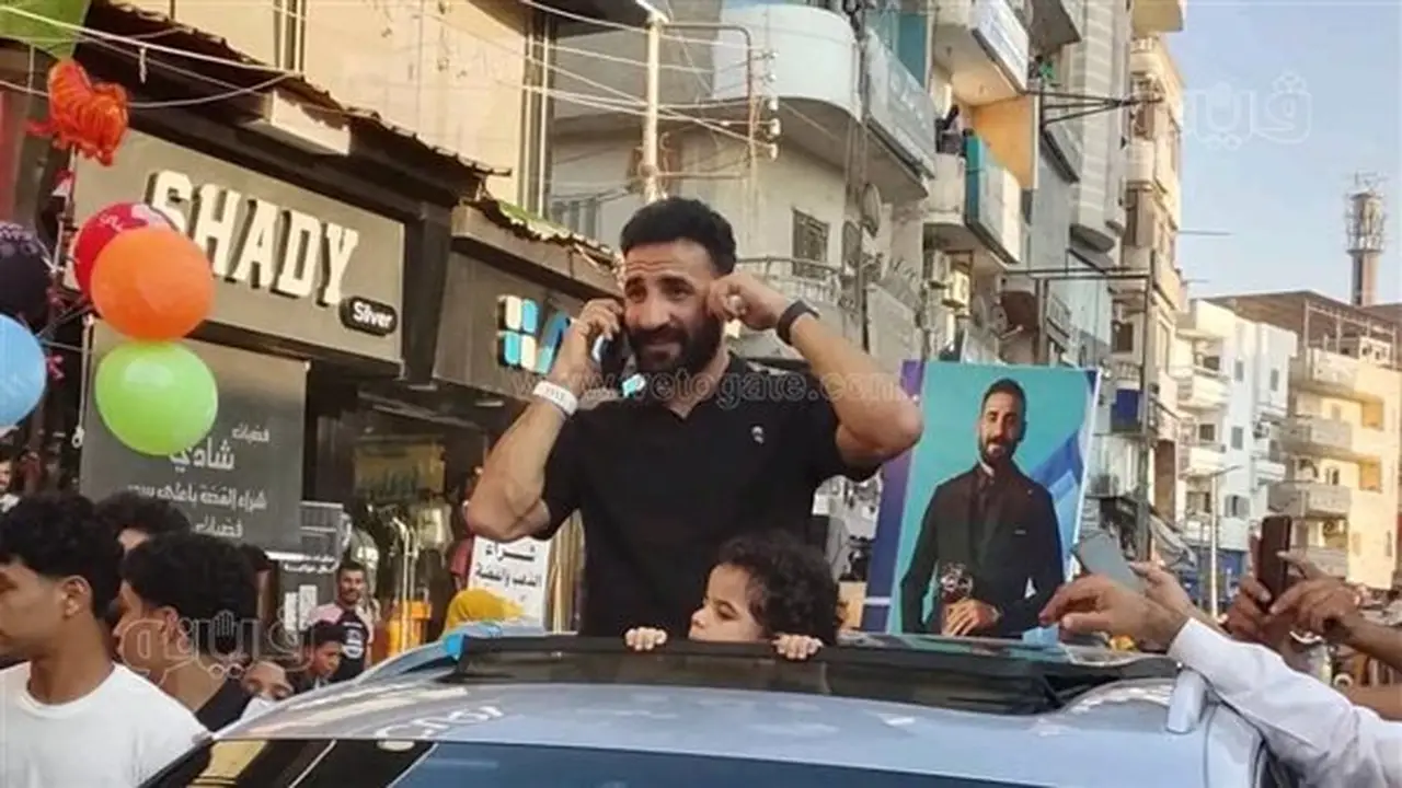 استقبال جماهيري حافل لمهند لاشين في الشرقية بعد تألقه بكأس العالم (صور)