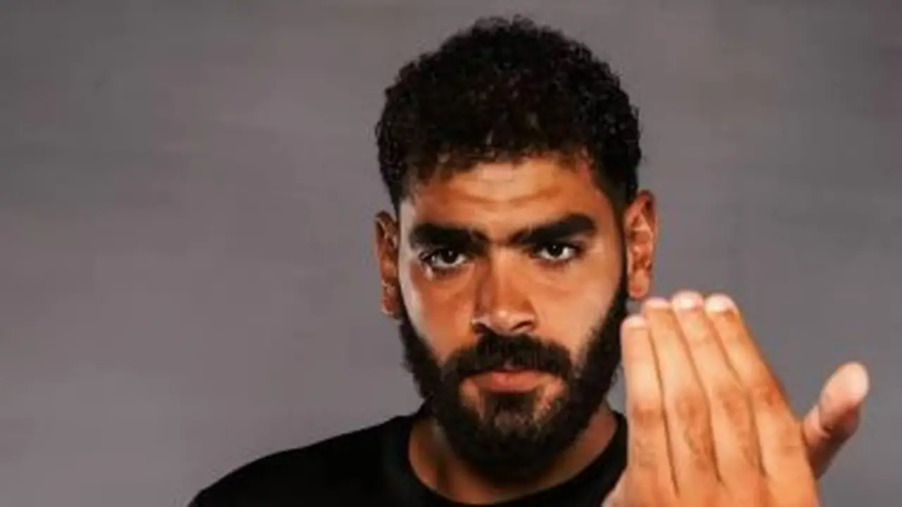 عبد الرحمن حميد يؤكد استمراره في حراسة مرمى الأهلي الموسم المقبل