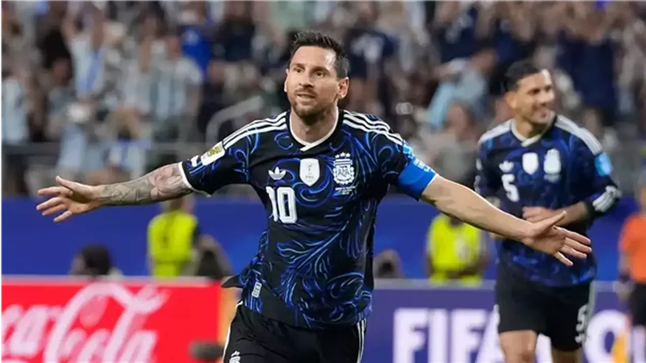 ميسي يتألق ويقود الأرجنتين إلى نهائي مونديال 2026