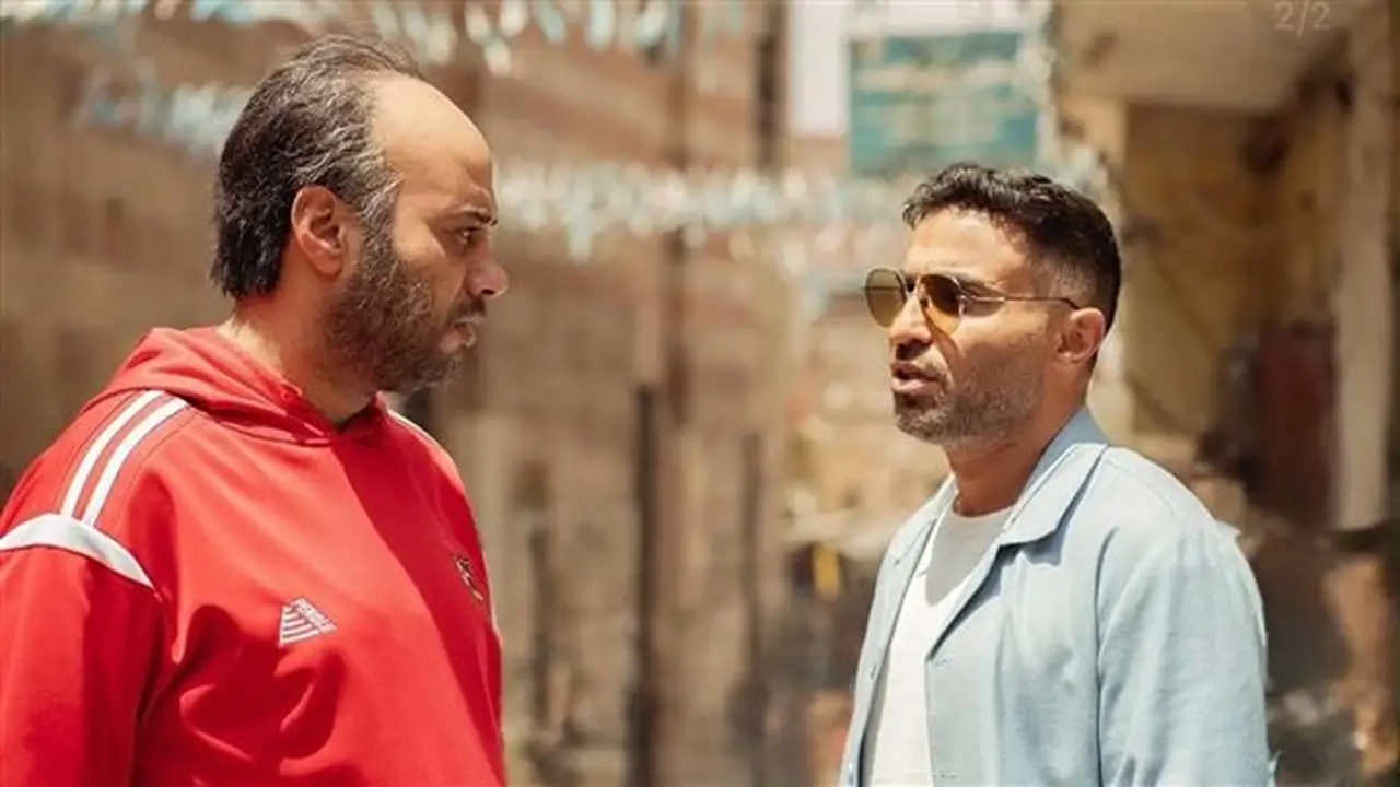 حاتم صلاح ينضم إلى أحمد فهمي وأسماء جلال في فيلم “الفيل على الدرفيل”
