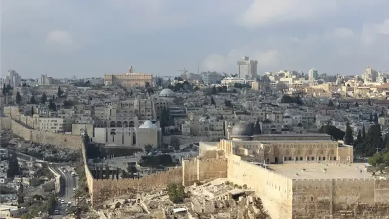تحذيرات فلسطينية من زيادة عمليات الحفر الإسرائيلية حول المسجد الأقصى