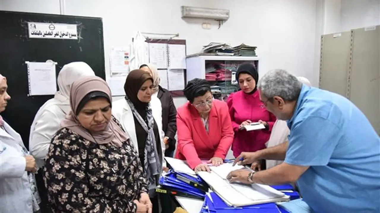 نائب وزير الصحة تؤكد على تطوير الوحدات الصحية وتعزيز خدمات تنظيم الأسرة بالإسكندرية