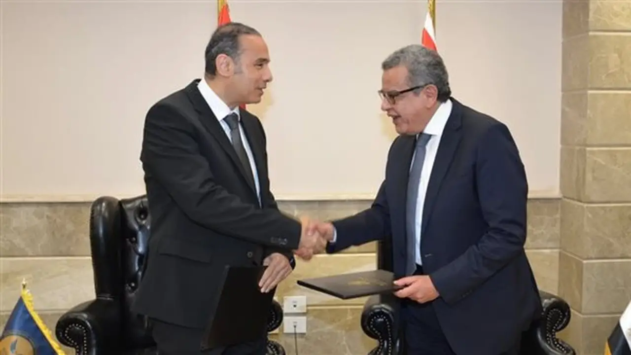 توقيع مذكرة تفاهم بين الهيئة العامة للرقابة المالية والجهاز المركزي للمحاسبات لتعزيز التعاون المؤسسي