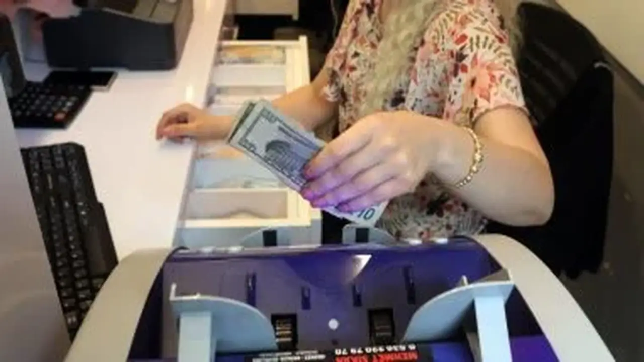استقرار سعر الدولار مقابل الجنيه المصري اليوم الجمعة 17 يوليو 2026