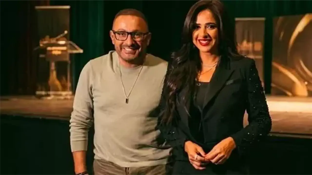 احتفال ياسمين عبد العزيز وأحمد السقا بعرض فيلم خلي بالك من نفسك في الكويت