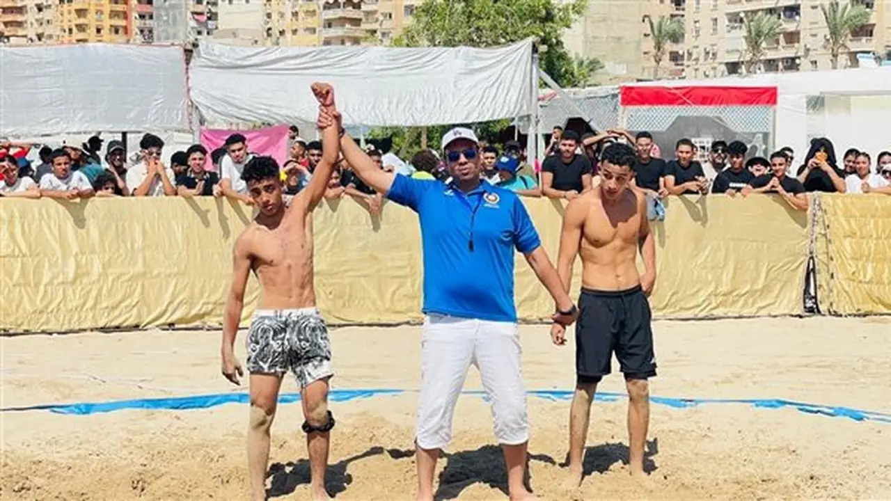 انطلاق بطولة الاتحاد المصري للمصارعة الشاطئية بالإسكندرية بمشاركة 212 لاعبًا