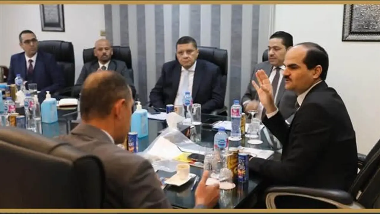 رئيس “إيجاس” يتابع خطط التطوير في شركة “صيانكو”