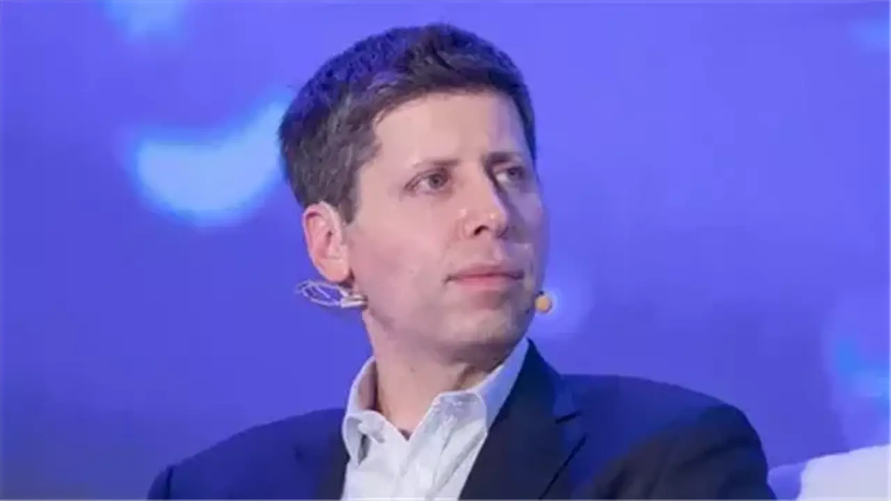 OpenAI تكشف عن أول سماعة ذكية قابلة لإعادة الشحن تعمل بالذكاء الاصطناعي