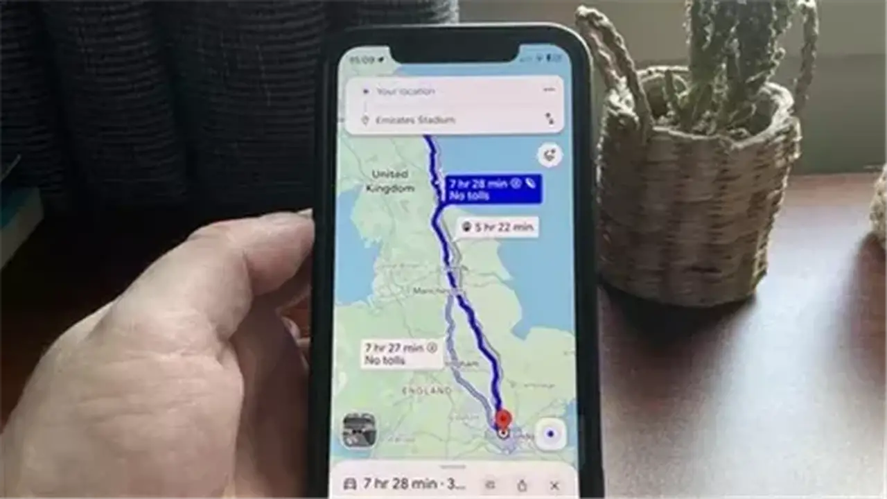 ما معنى أيقونة الورقة الخضراء في خرائط جوجل؟