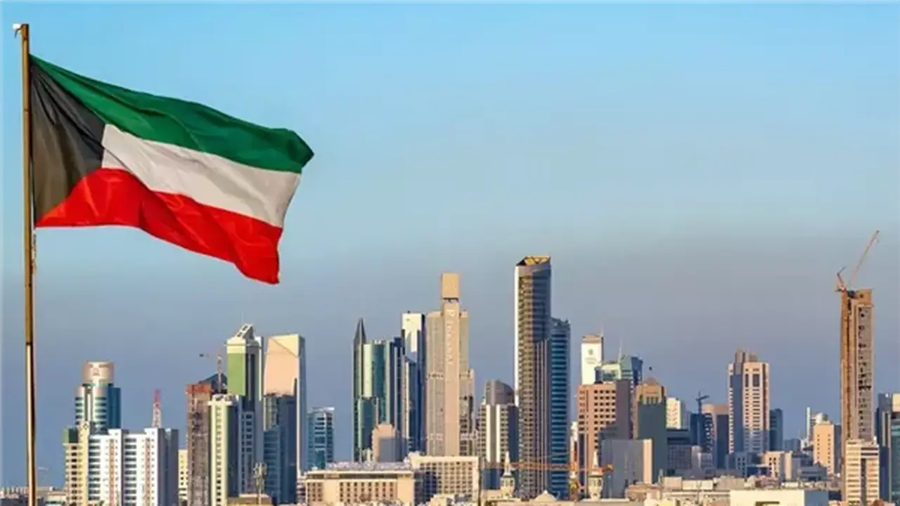 الكويت: إصابات خلال السيطرة على حريقين ناتجين عن هجمات إيرانية