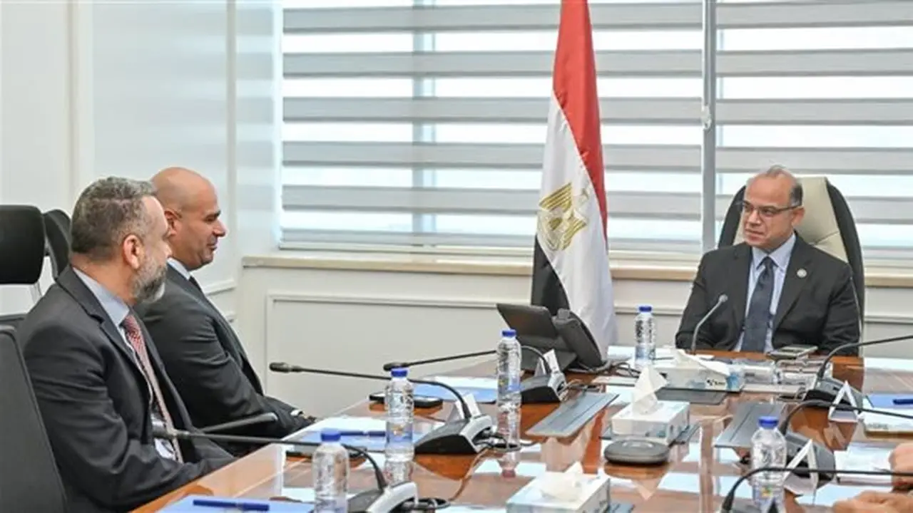 وزير الاستثمار يؤكد: مصر مؤهلة لتصبح مركزًا إقليميًا للتصنيع والتصدير