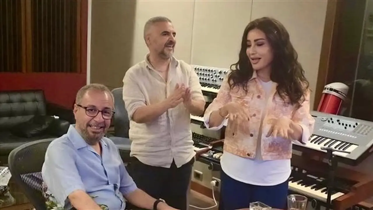 لطيفة تستعد لطرح ألبومها الجديد بعد عام من التسجيل، ويتضمن أغاني تناسب أجواء الصيف (صور)