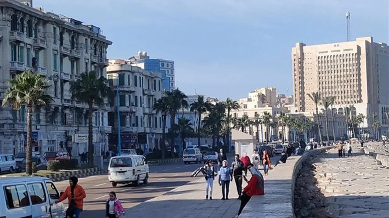 توقعات الطقس غدًا الأحد: ارتفاع الرطوبة وأمطار خفيفة على 3 مدن