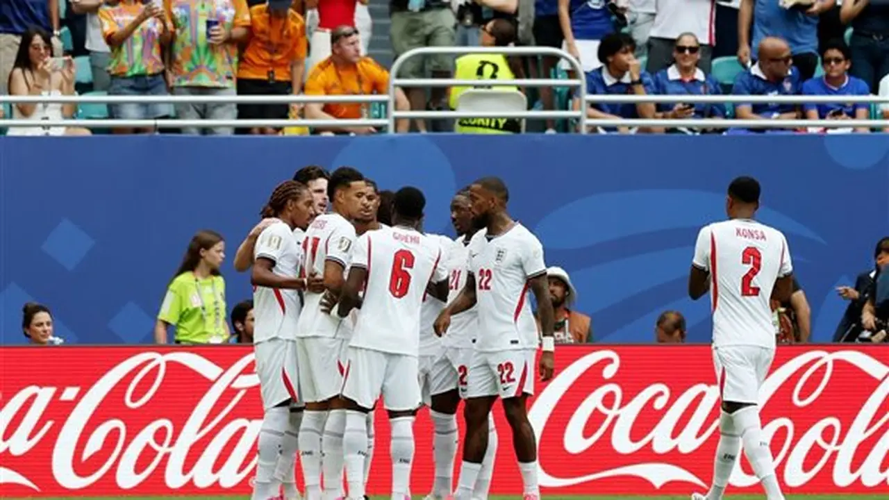 كونسا يسجل الهدف الثاني للمنتخب الإنجليزي أمام فرنسا في الدقيقة 18 (فيديو)