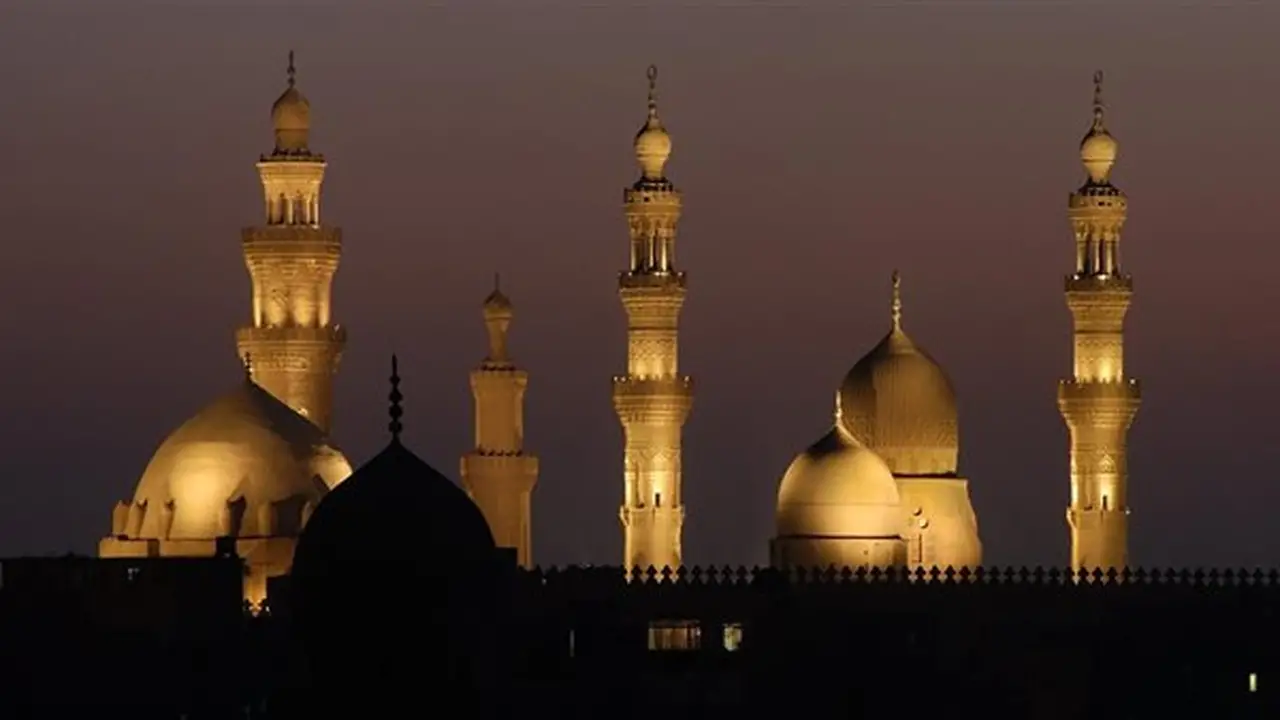 مواقيت الصلاة اليوم: أذان الفجر في القاهرة والمحافظات