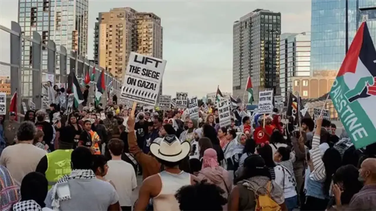 60% من الأمريكيين ينظرون سلبًا إلى إسرائيل.. وتل أبيب تستثمر 50 مليون دولار لتحسين صورتها