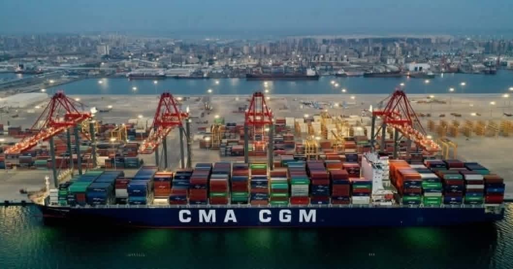 ميناء الإسكندرية يحقق معدلات أداء غير مسبوقة (2) ميناء الإسكندرية يحقق معدلات أداء غير مسبوقة (2)