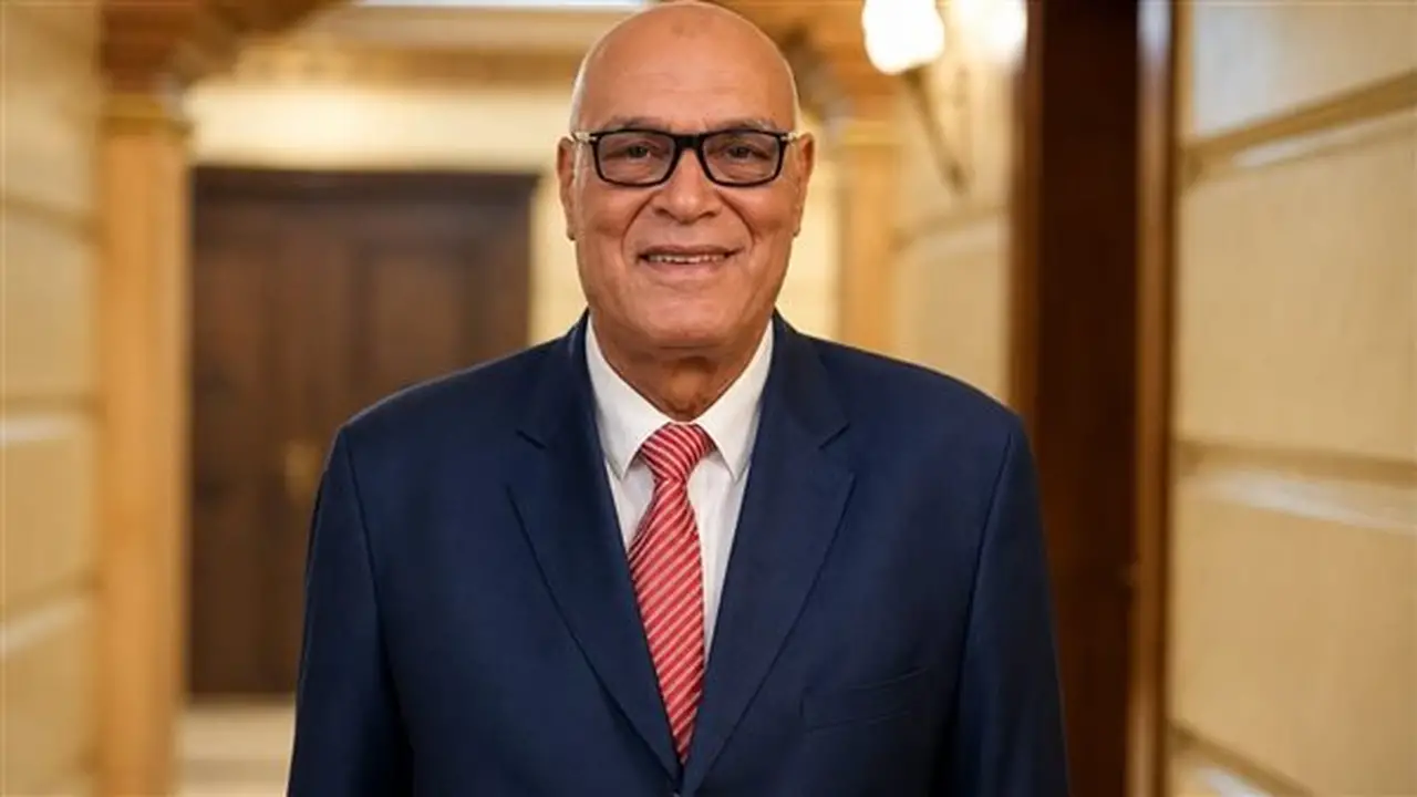 رئيس هيئة قضايا الدولة يهنئ السيسي بذكرى ثورة 23 يوليو المجيدة