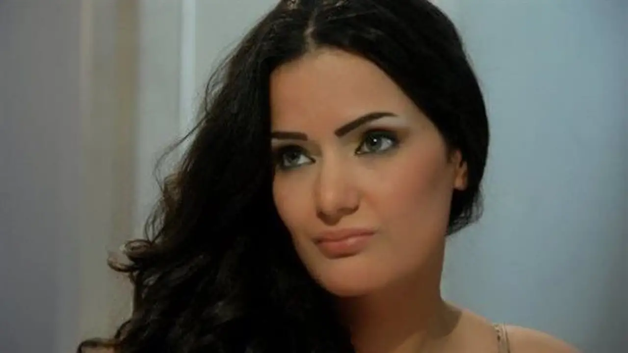 محكمة اقتصادية تغرم يوتيوبر 100 ألف جنيه بتهمة سب وقذف سما المصري