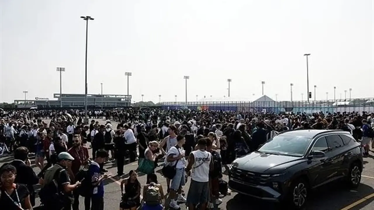استياء الجماهير بسبب أزمة تنظيمية في ملعب ميتلايف قبل نهائي كأس العالم 2026