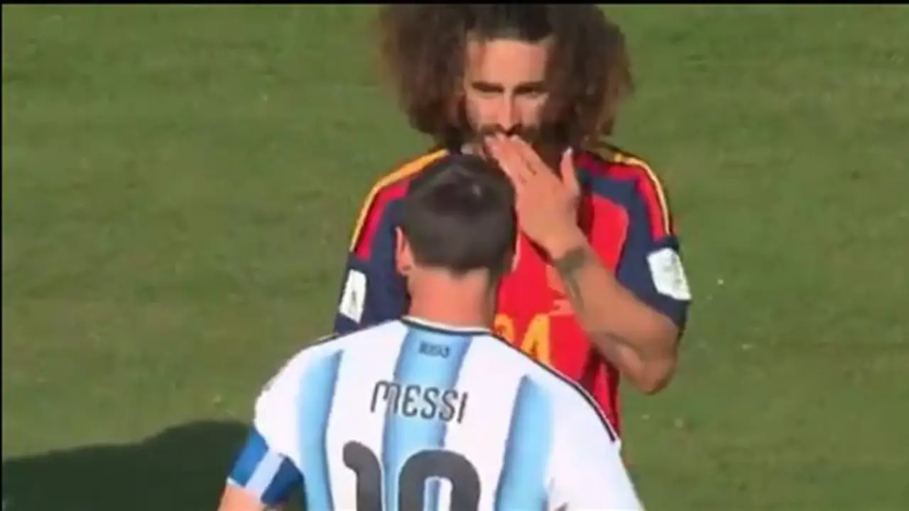 خبير تحكيمي ينتقد ميسي بسبب مشادة مع كوكوريلا في نهائي كأس العالم