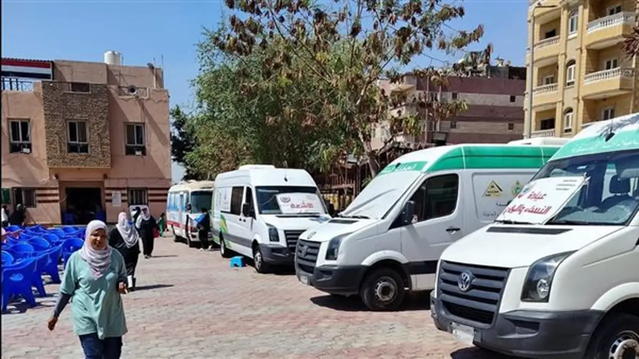 154 ألف خدمة طبية تقدمها صحة القاهرة عبر القوافل الطبية