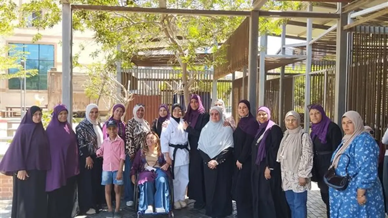 إيمان كريم تتفقد المدينة الصديقة للنساء بعزبة البرج وتؤكد أهمية تمكين النساء ذوات الإعاقة اقتصادياً واجتماعياً