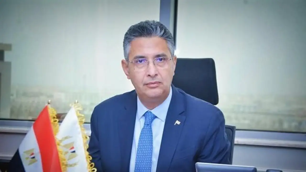 وزير التموين يتابع المخزون الاستراتيجي للسلع الأساسية