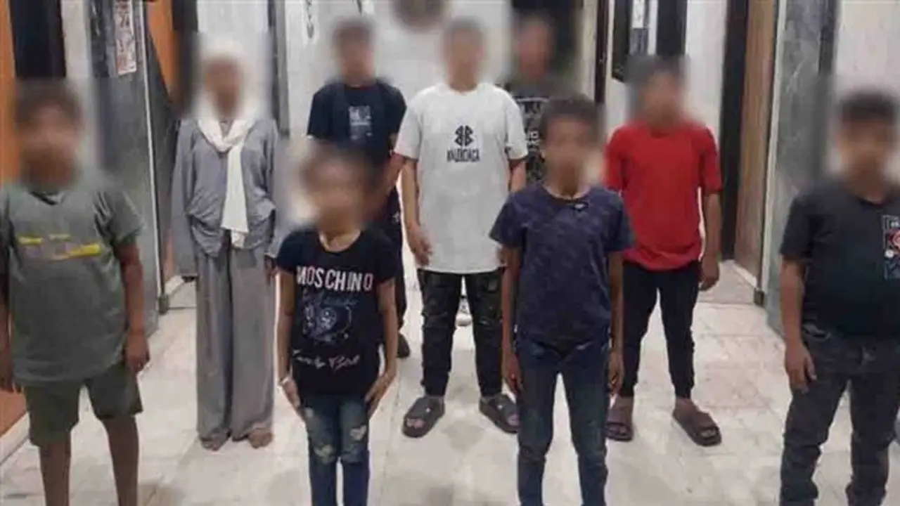 ضبط 8 متهمين استغلوا 10 أطفال في التسول وبيع السلع بشوارع القاهرة