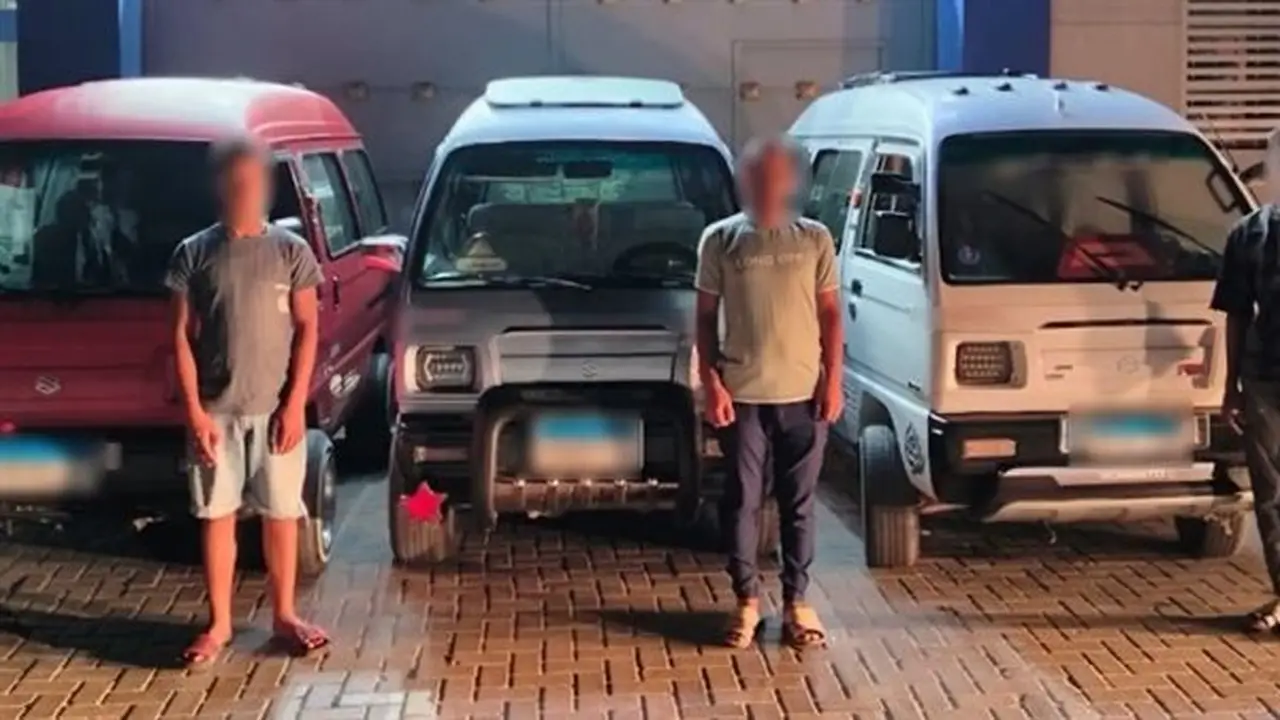 ضبط 3 سائقين في البحيرة أثناء استعراضهم بالسيارات خلال حفل زفاف