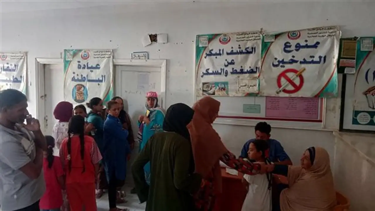 قافلة طبية مجانية تقدم خدماتها لأهالي جدة في الوادي الجديد بخمسة تخصصات