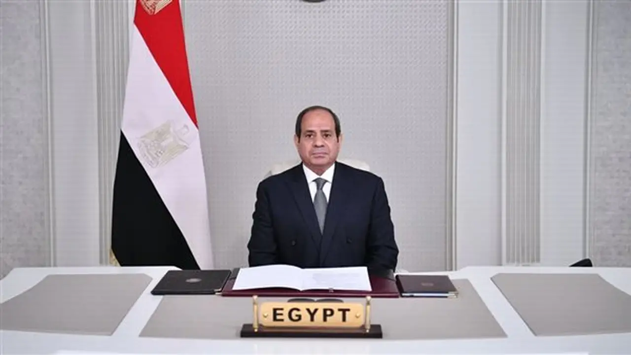 السيسي يستعرض جهود مصر لخفض التصعيد في المنطقة وتعزيز الحلول السلمية للأزمات