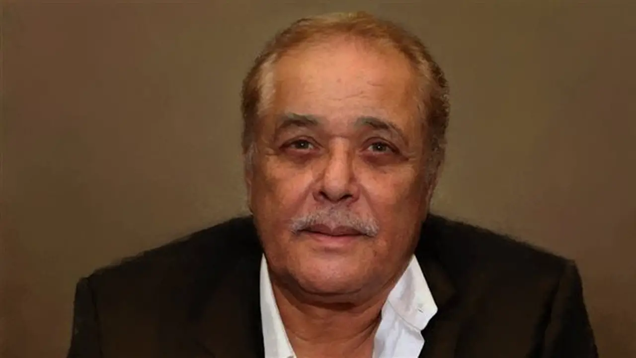 تدخل الرئيس الأسبق مبارك في إسناد بطولة “رأفت الهجان” لمحمود عبد العزيز