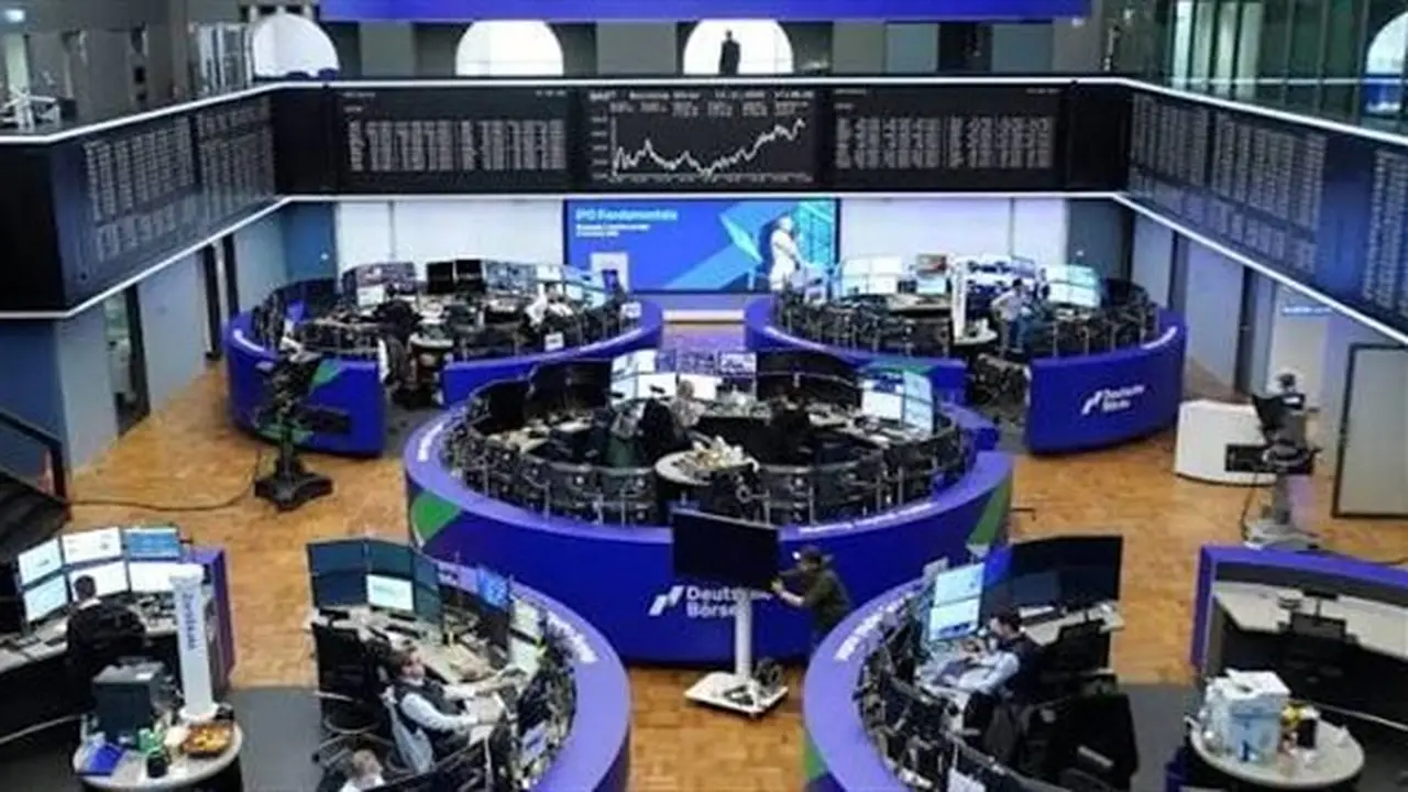 تراجع طفيف للأسهم الأوروبية مع تجاوز النفط 90 دولاراً وتصاعد التوترات