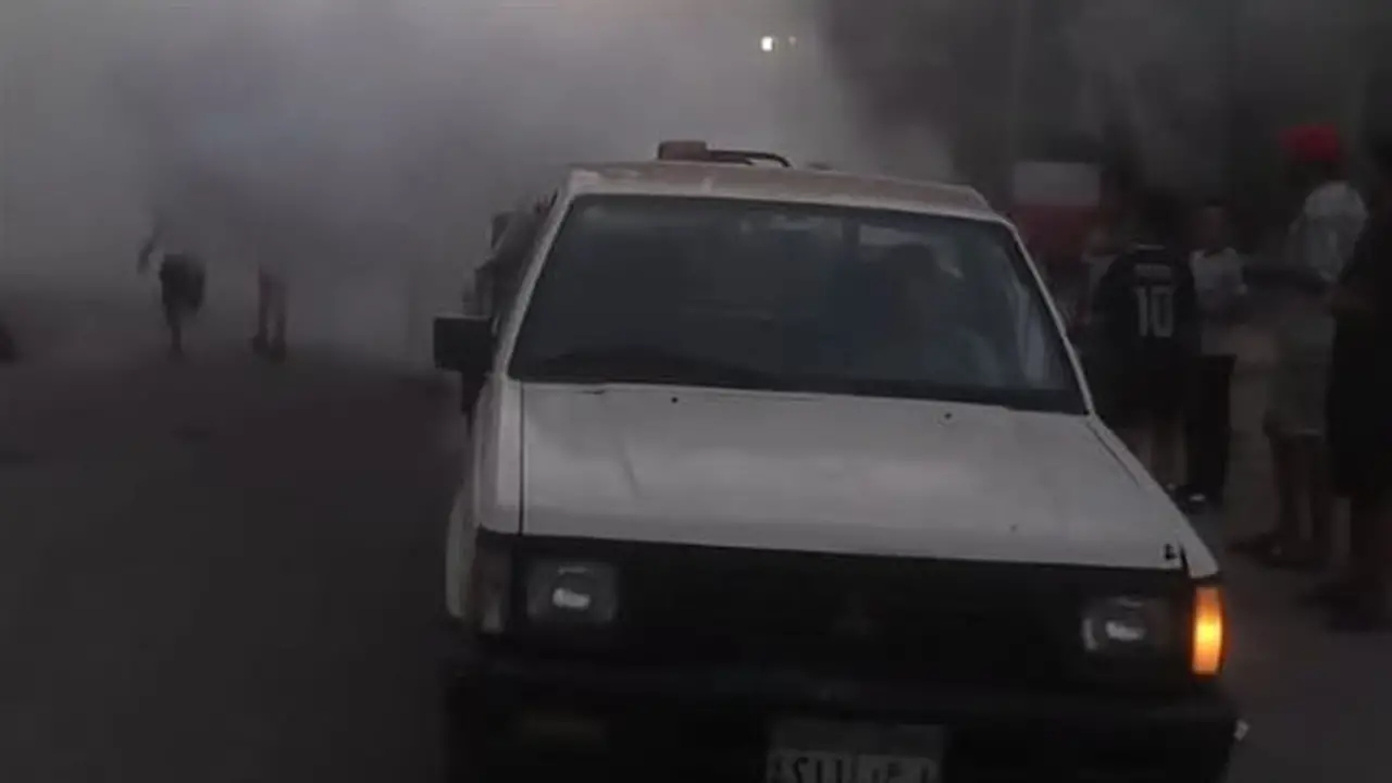 انتشار سيارات مكافحة الحشرات في جميع أحياء بورسعيد بعد توجيهات المحافظ (صور)