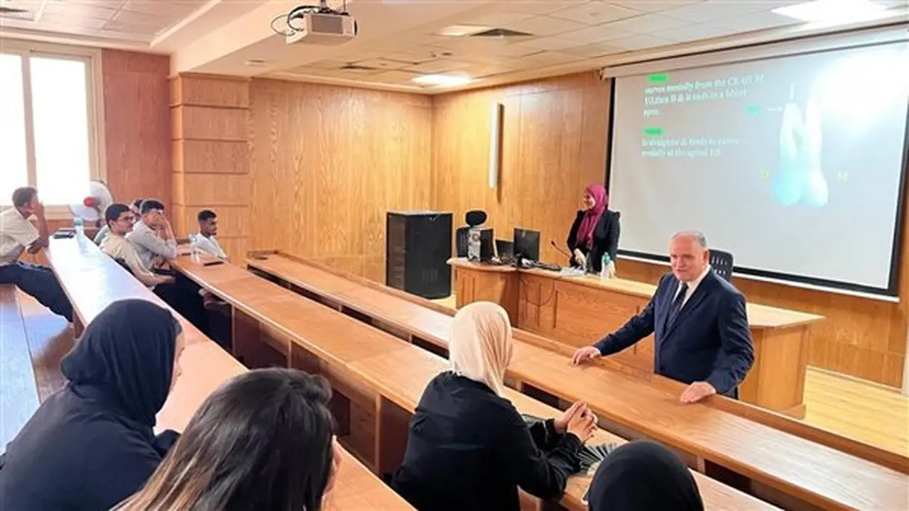 بدء الدراسة بالفصل الصيفي في جامعة القاهرة الأهلية بمشاركة 719 طالبًا في 44 مقررًا